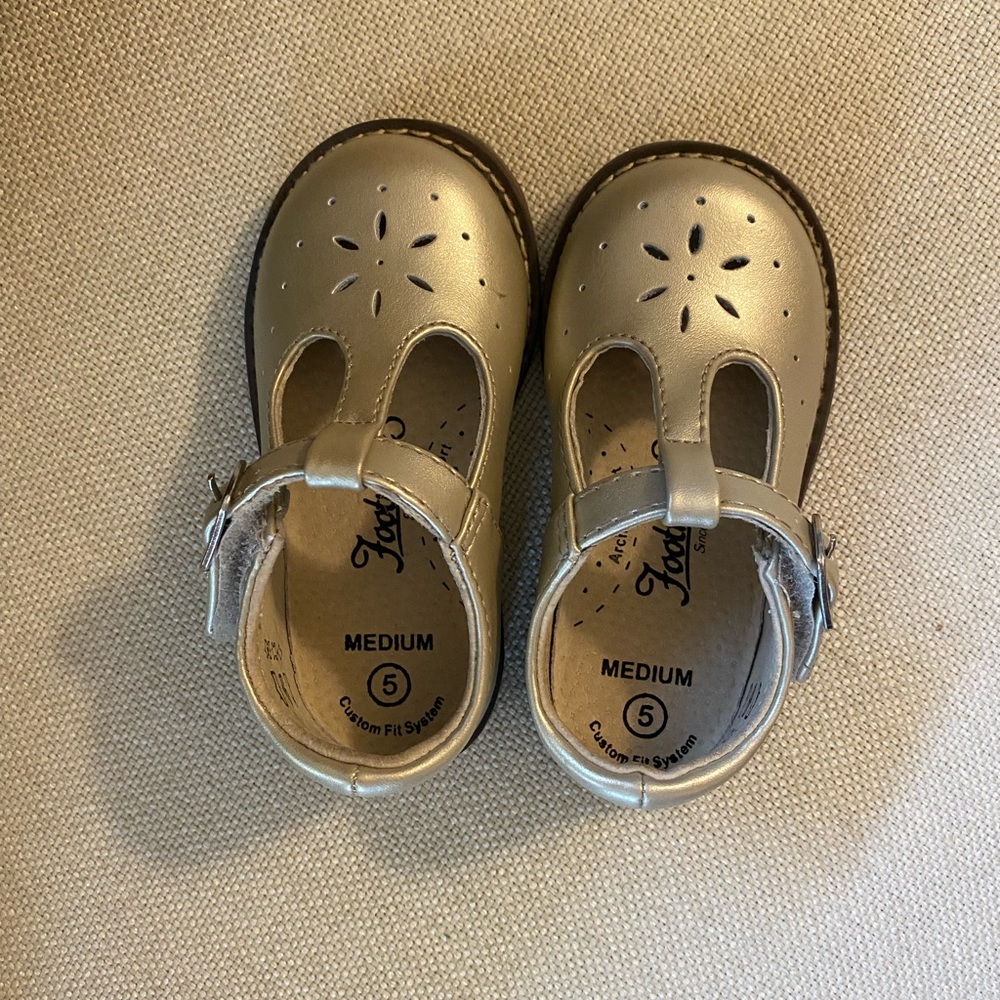 Footmates Sherry Mary Janes